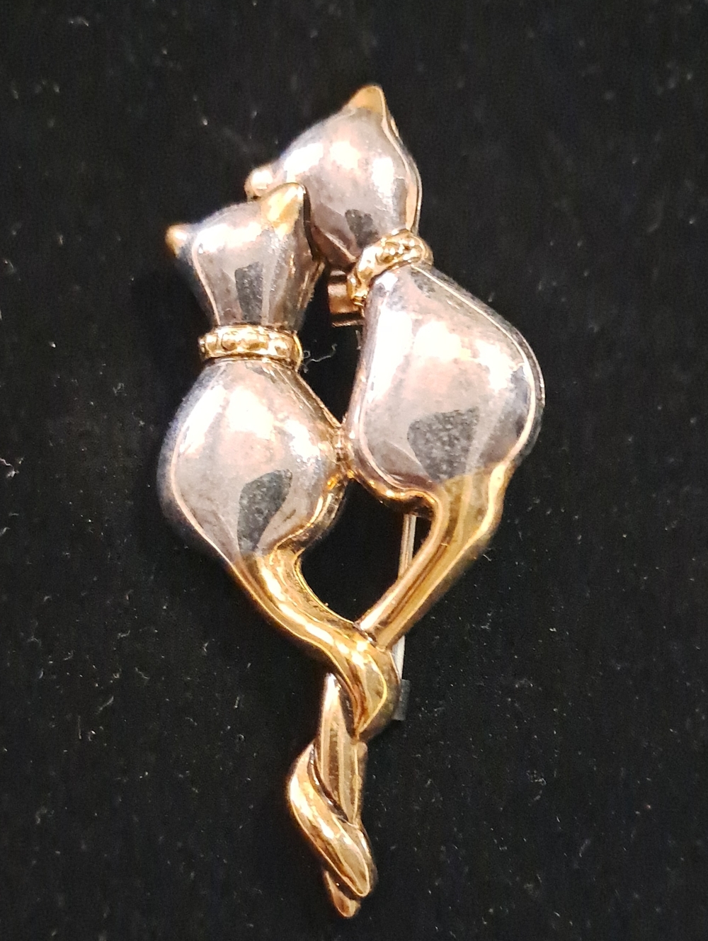Vintage Love Cats Brooch/Pendant